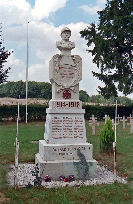 Monument Aux Morts De Montceaux Lès Provins Seine Et Marne 6709